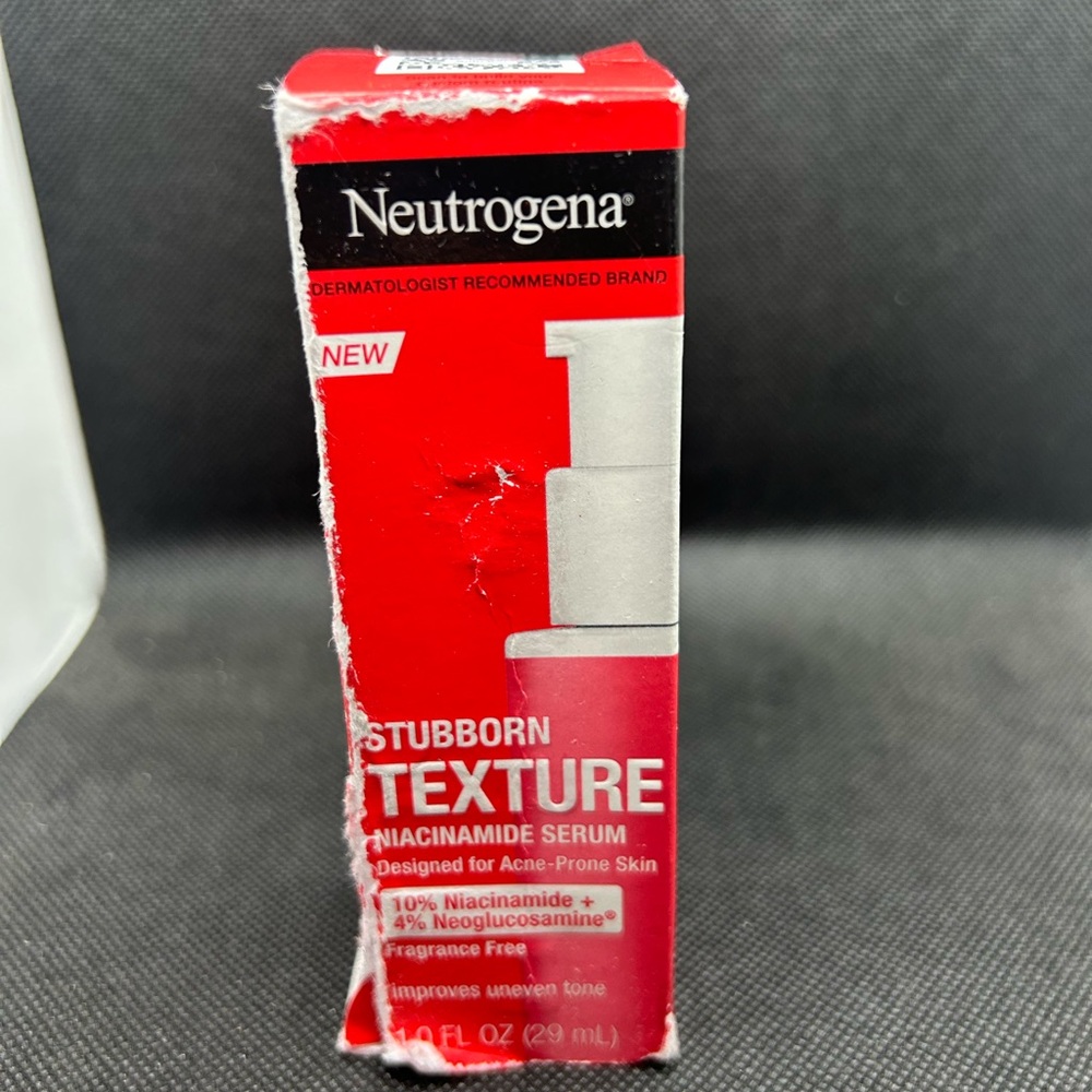 Neutrogena Stubborn Texture™ Niacinamide Face Serum 1.0 Fl Oz/29ml